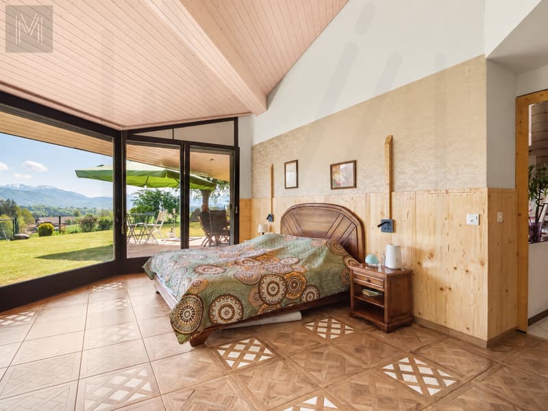 Superbe maison d'architecte modulable, conçue pour une ou deux habitations indépendantes. (12)
