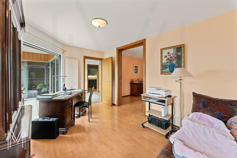 Superbe maison 6,5 pièces avec un dégagement et vue d'exception (13)