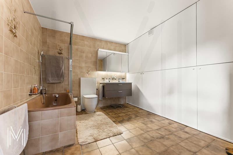 Superbe maison 6,5 pièces avec un dégagement et vue d'exception (11)