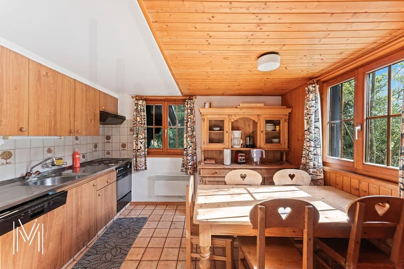 Un havre de paix au pied du Moléson ? Chalet 4.5 pièces au coeur de la nature (2)