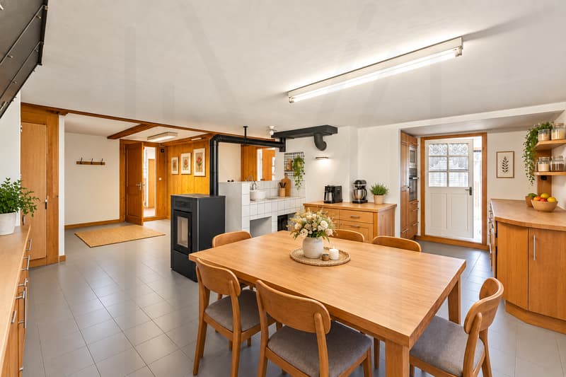 Un patrimoine authentique à réinver au coeur du village ! Une Opportunité immobilière rare ! (8)