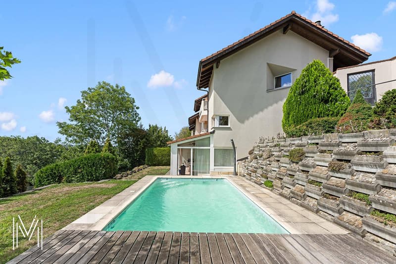Superbe maison 6,5 pièces avec un dégagement et vue d'exception (4)