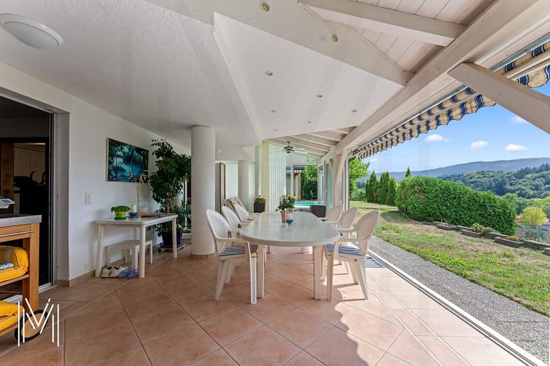 Superbe maison 6,5 pièces avec un dégagement et vue d'exception (3)