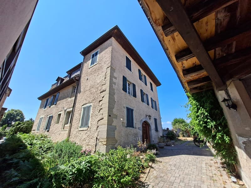 Appartement 4 pièces avec vue imprenable dans la vieille ville (10)