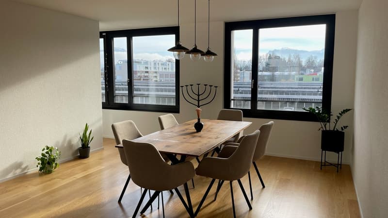 BEFRISTET: 01.10.2026 - 31.03.2027; Möblierte 3.5-Zimmer-Wohnung an Toplage (3)