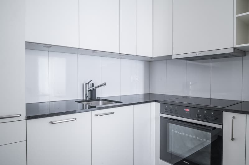 2 minutes à la gare principale - appartement meublé de 2,5 pièces (5)