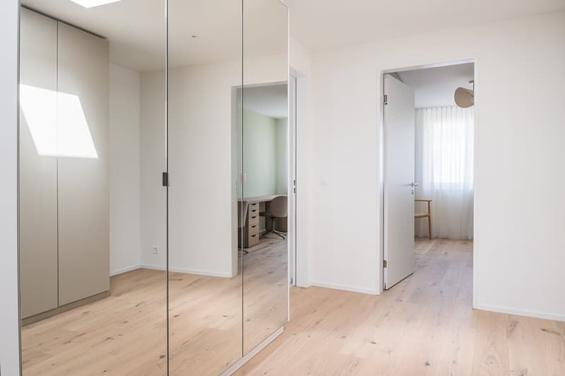 Casa semidetached arredata esclusiva con giardino a Lucerna (21)