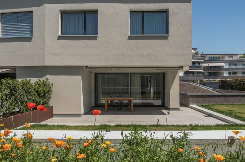 Casa semidetached arredata esclusiva con giardino a Lucerna (1)