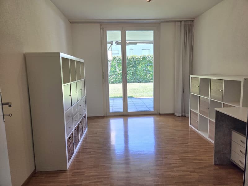 TEMPORARY: 01.09.2026 - 31.08.2028: Furnished 3.5-room apartment with private garden in Rothenburg (9)