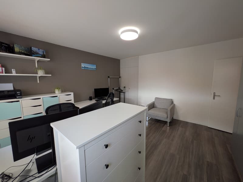 BEFRISTET: Möblierte 3.5-Zimmer-Maisonette mit grosser Terrasse in Rotkreuz (5)
