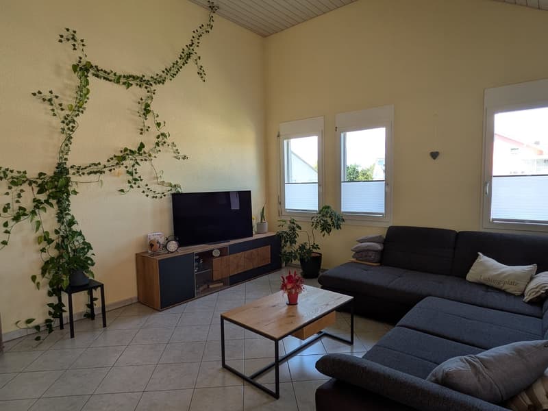 BEFRISTET: Möblierte 3.5-Zimmer-Maisonette mit grosser Terrasse in Rotkreuz (3)