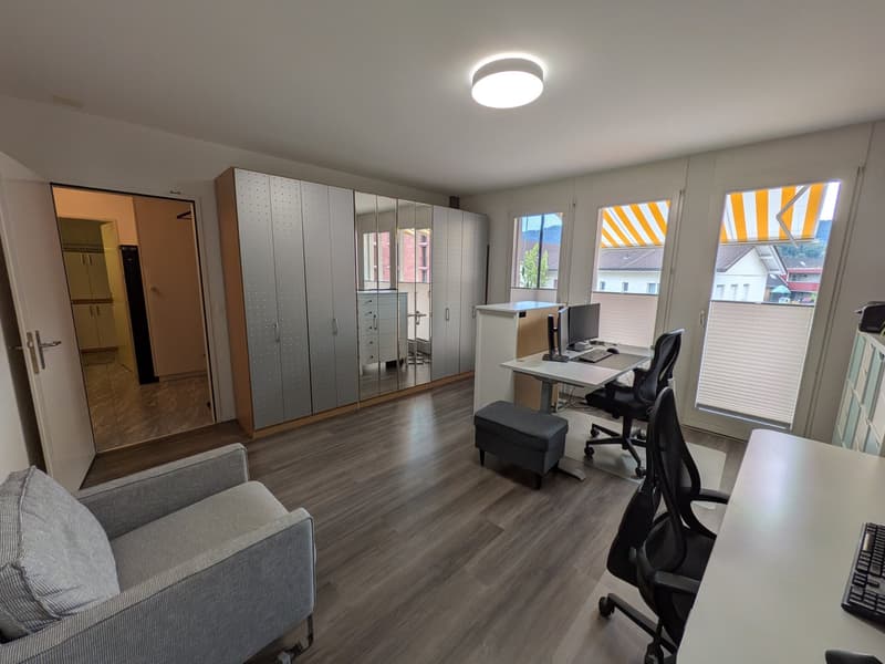 BEFRISTET: Möblierte 3.5-Zimmer-Maisonette mit grosser Terrasse in Rotkreuz (4)