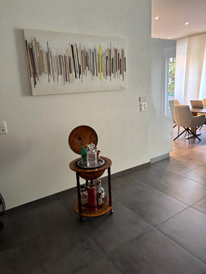 Fixed term: 01.01.2027 - 31.05.2027: Charming Furnished 3.5-Room Apartment in Zürich-Wiedikon (2)