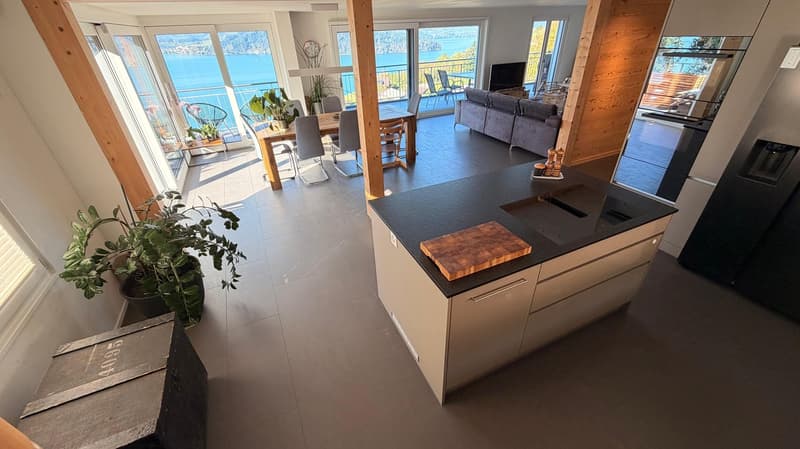 Exclusive Furnished 5.5 room Apartment with Breathtaking Lake and Mountain Views (10)