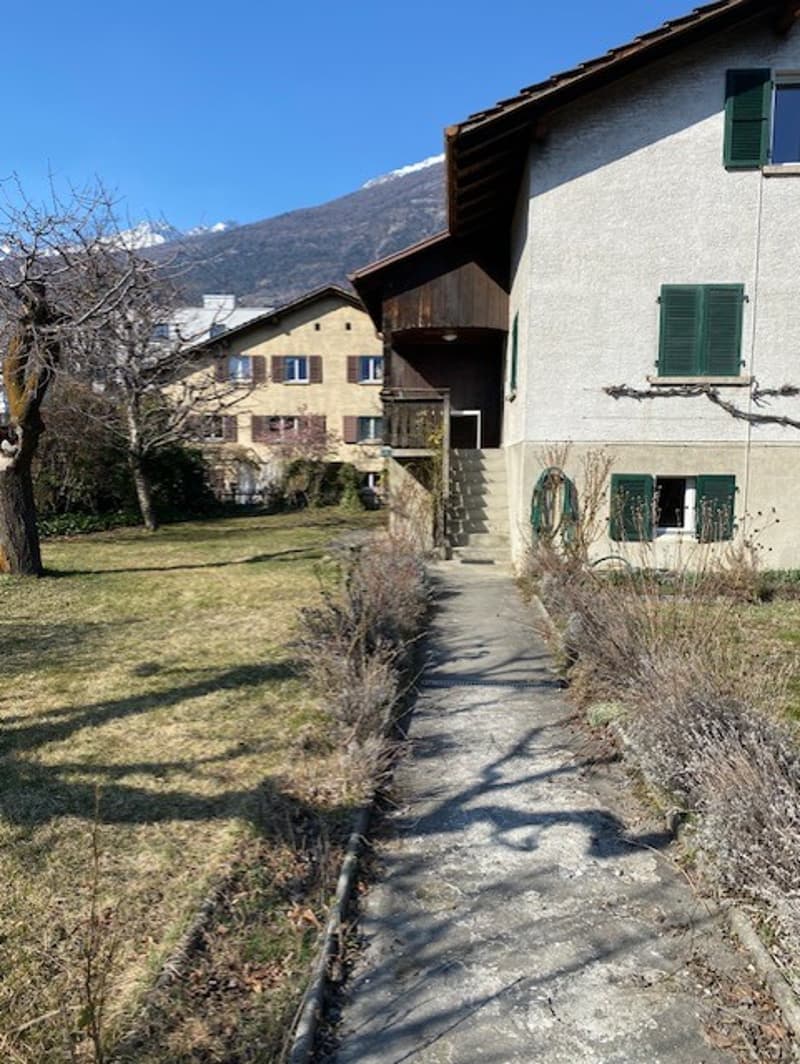 Chalet valaisan charmant au cœur de Visp - Limité jusqu'au 31.12.2027 (1)