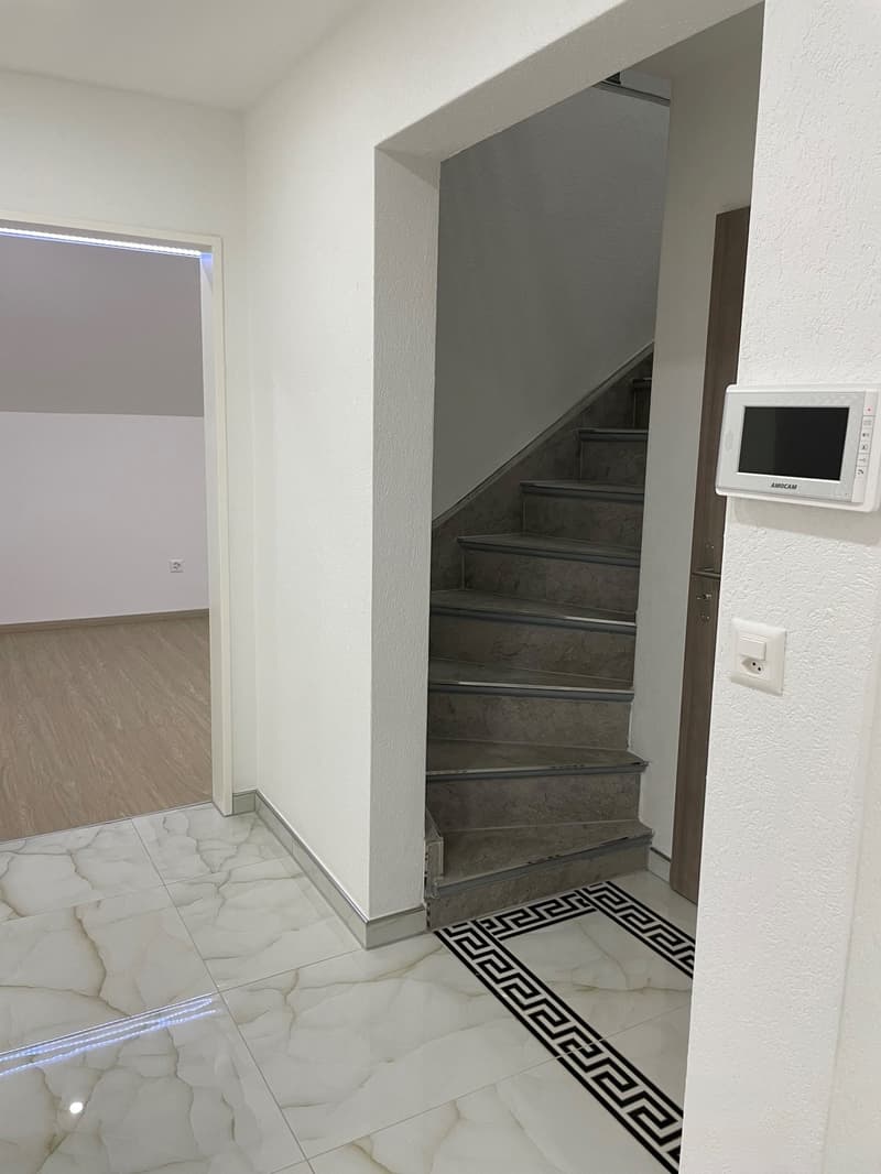 Neue 4.5-Zimmer-Duplexwohnung mit Balkon – Modernes Wohnen in Biel (10)