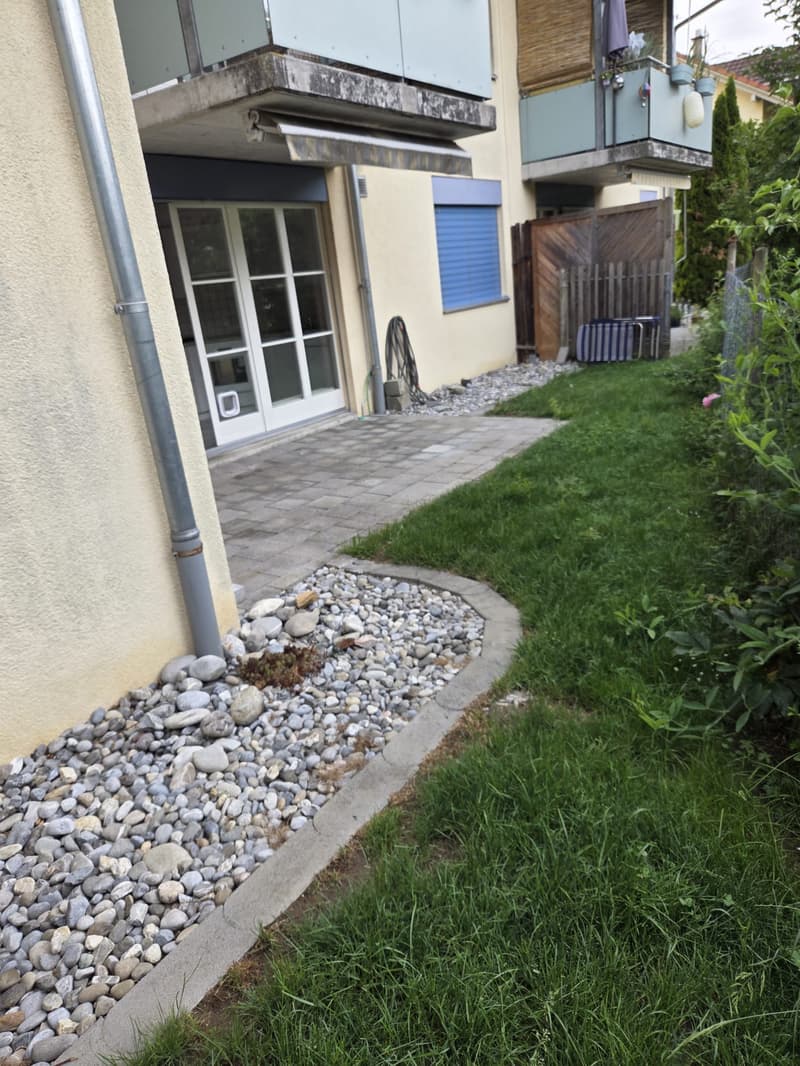 Appartement confortable de 2,5 pièces au rez-de-chaussée avec espace de jardin – disponible immédiatement ! (9)