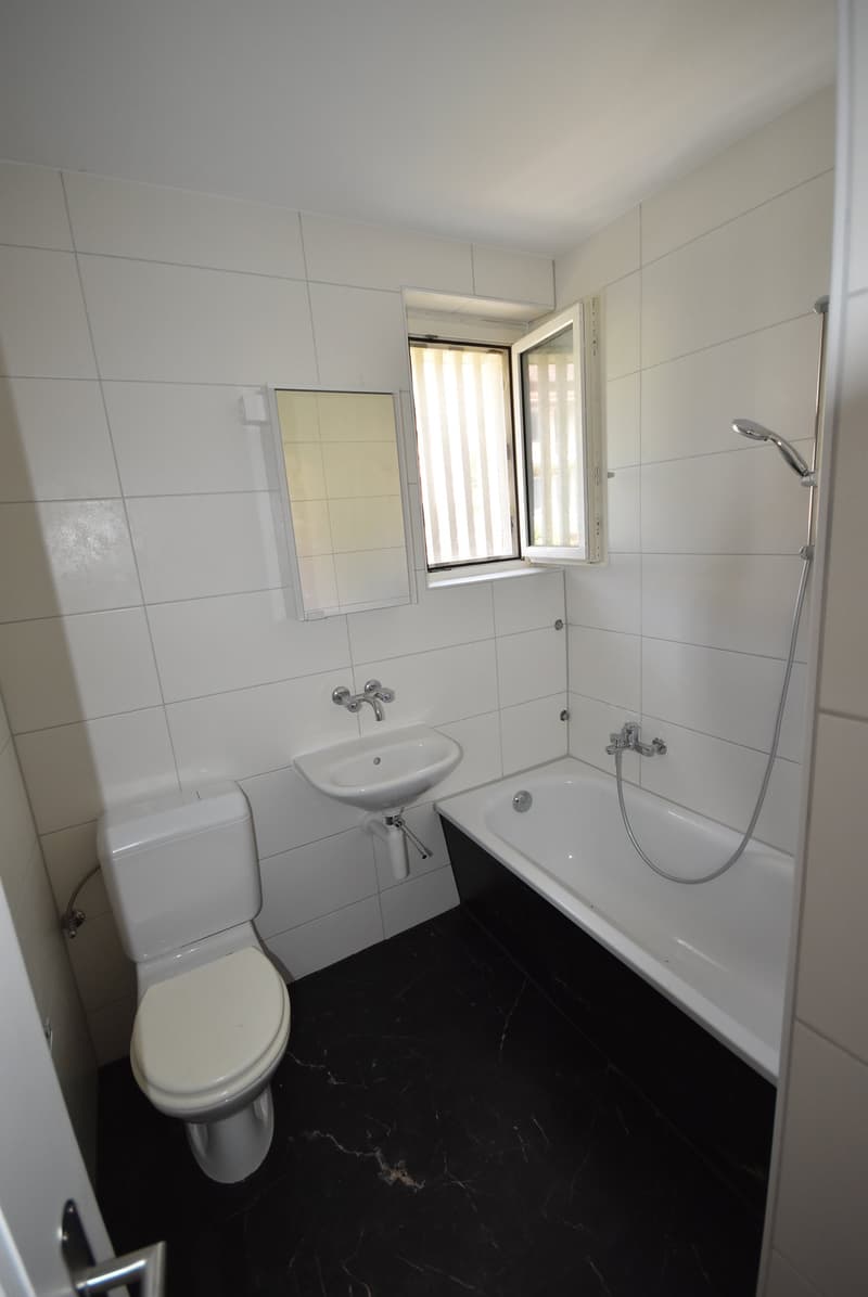 Gemütliche 2-Zimmer-Wohnung mit Balkon in Zollikofen (5)