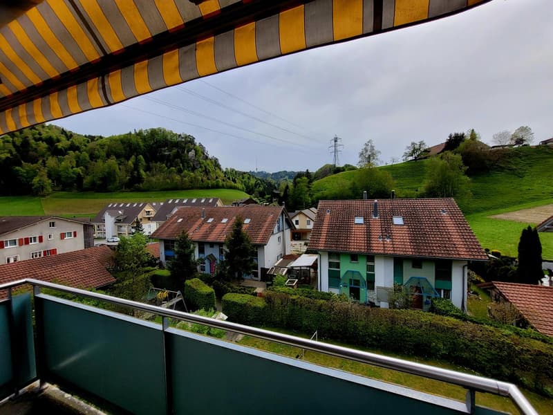 Ruhige 4-Zimmer-Wohnung mit Balkon und Galeriegeschoss (13)