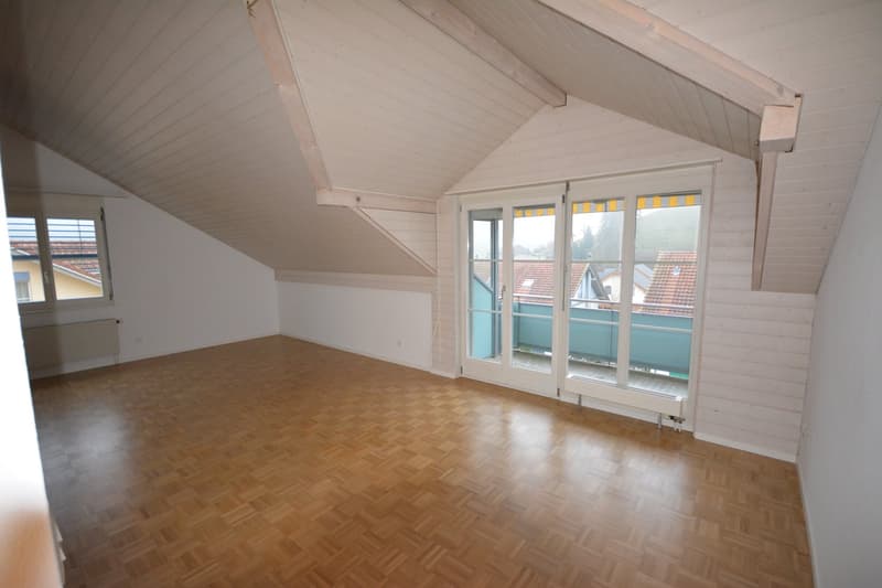 Ruhige 4-Zimmer-Wohnung mit Balkon und Galeriegeschoss (1)