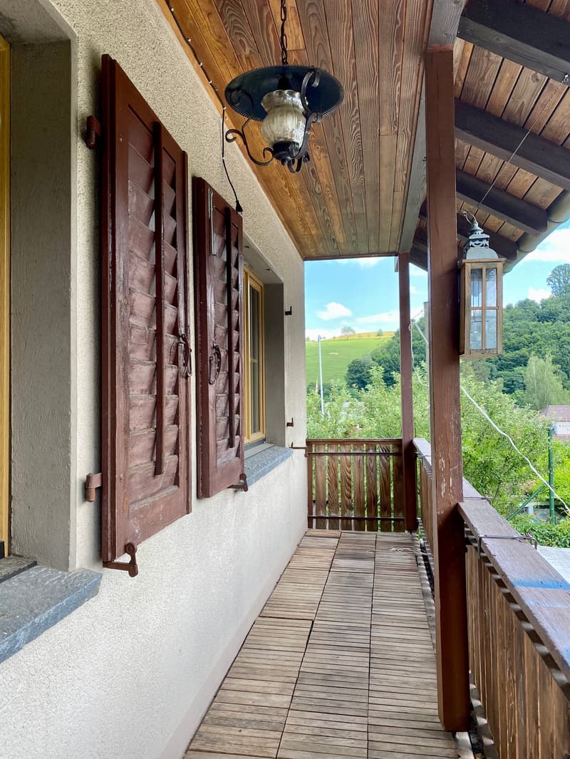 Ampio appartamento di 6 locali con giardino e balcone a Melchnau (11)