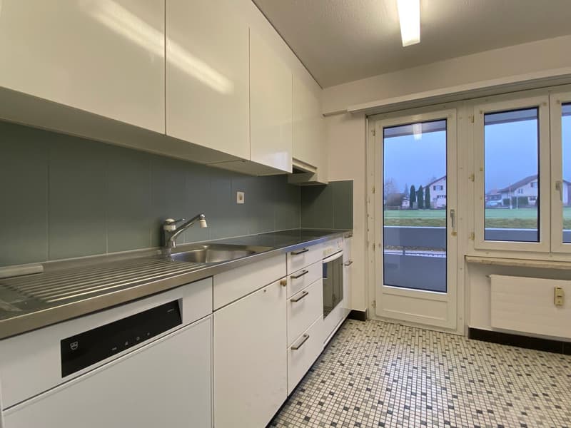 Appartement 4 pièces abordable dans un quartier résidentiel attractif (8)