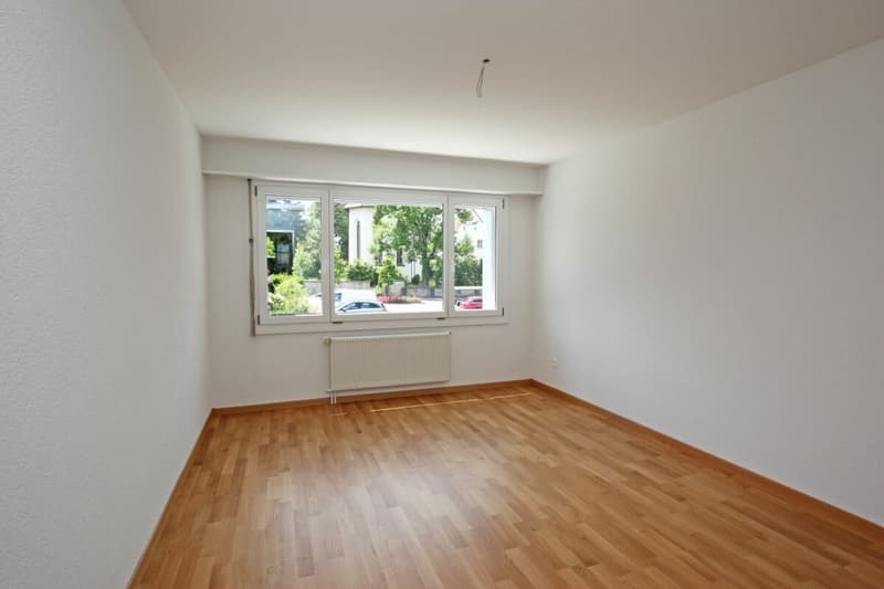Appartamento di 3,5 locali appena ristrutturato a Münchenbuchsee (4)