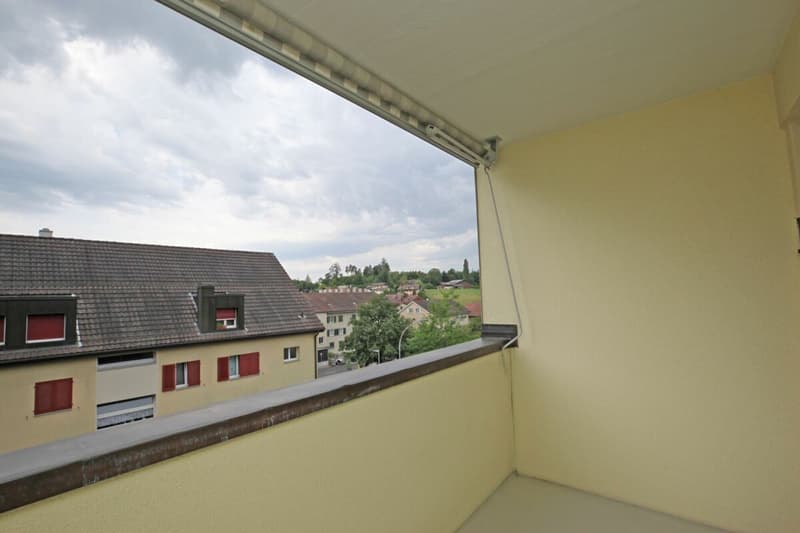 Studio en partie rénové à proximité de Berne - 57 m2 (9)