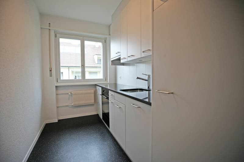 Studio en partie rénové à proximité de Berne - 57 m2 (5)