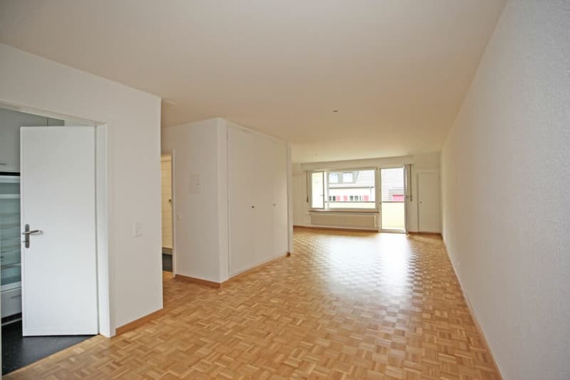 Studio en partie rénové à proximité de Berne - 57 m2 (6)