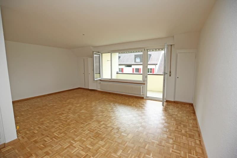 Studio en partie rénové à proximité de Berne - 57 m2 (8)