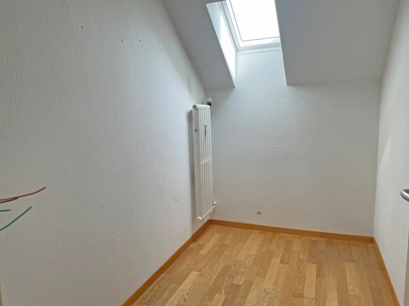 Grosszügige 4.5-Zimmer-Wohnung in Münchenbuchsee mit Loggia (4)