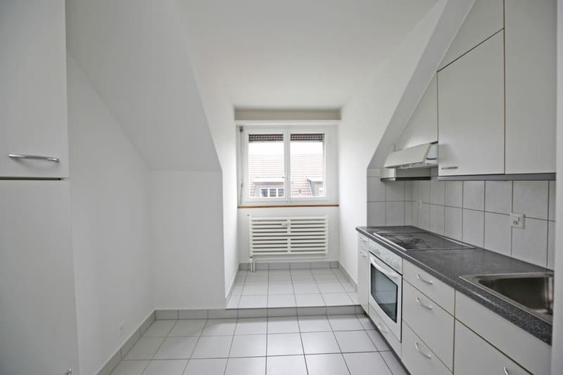 Geräumige 3.5-Zimmer-Wohnung in Bahnhofsnähe (7)