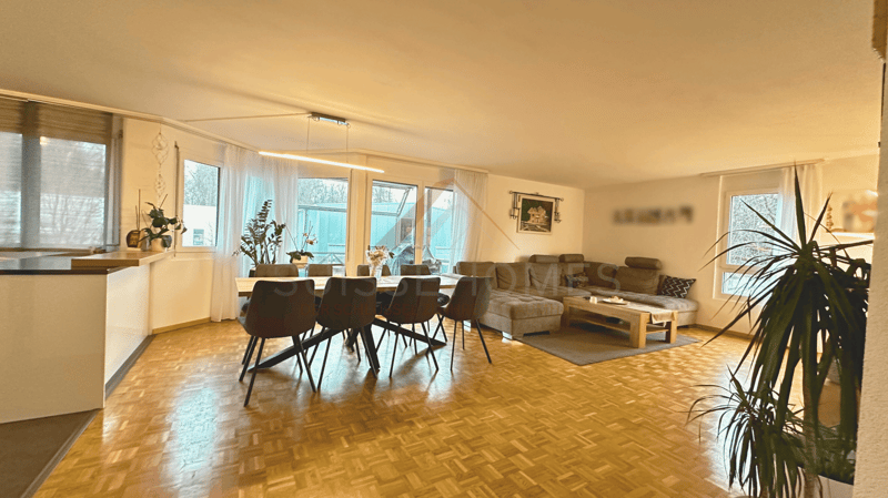 Familientraum in Aarwangen: Charmante 5.5-Zimmer-Wohnung wartet auf Sie (2)