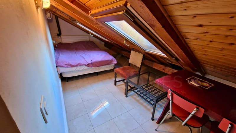 3-Zimmer Dachwohnung in Biel – Charmant und mit grossem Gestaltungspotenzial (8)
