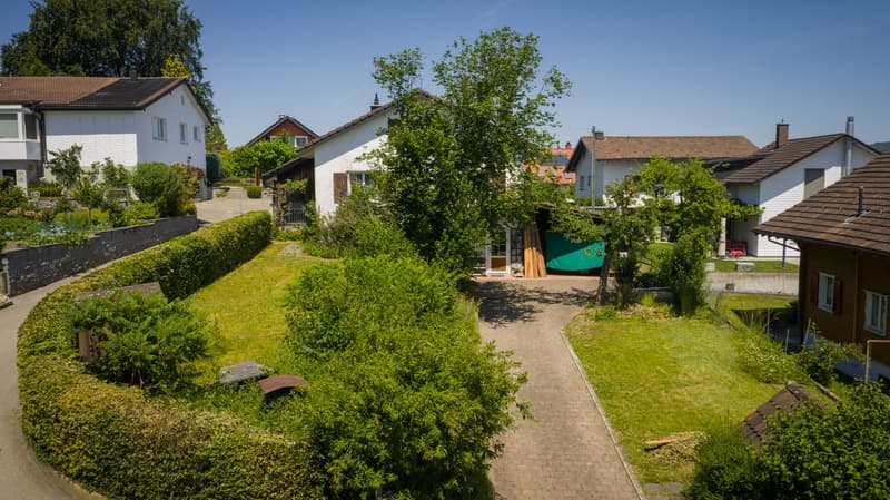 BAULANDPARZELLE MIT 6-ZIMMER-EINFAMILIENHAUS AN SONNIGER WOHNLAGE (4)