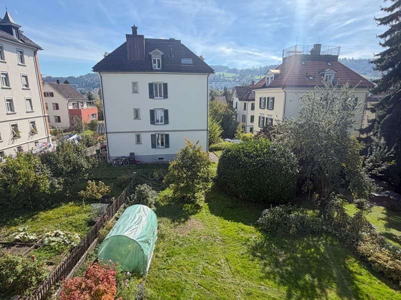 Helle 3-Zimmer-Wohnung mit Blick ins Grüne | Farbgutstrasse 8, St. Gallen (3)