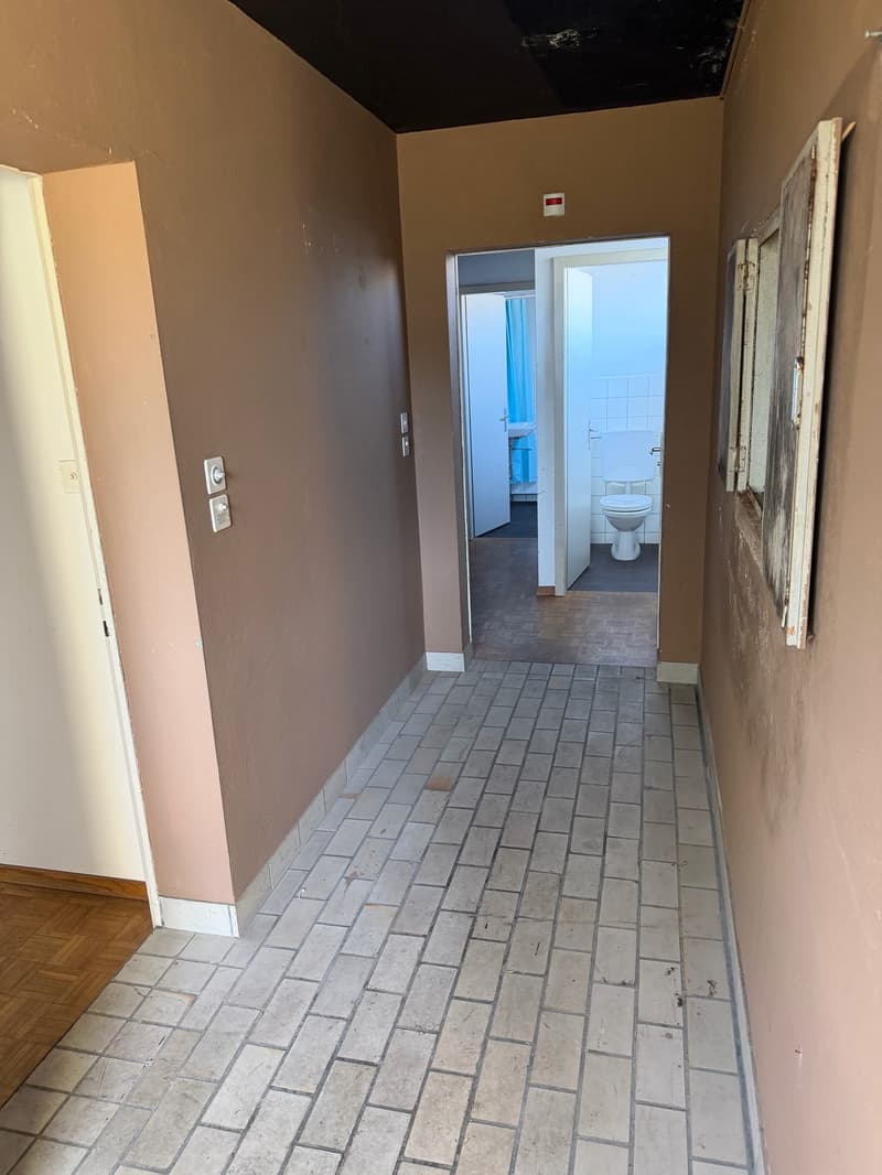 Gewerbefläche am Bahnhof Gossau in Rohbaumiete (11)