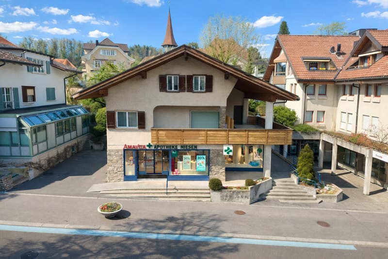 Flexible office or practice rooms in a central location in Spiez (1)