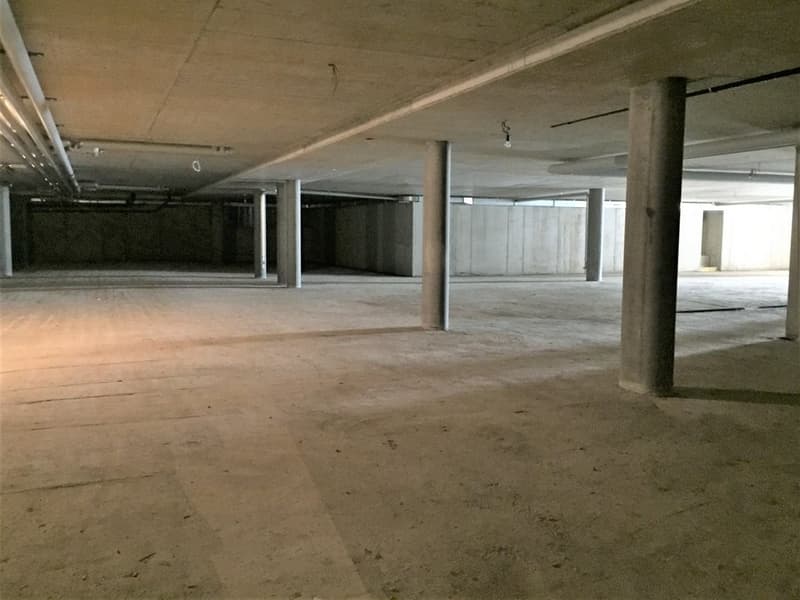 Einstellhalle