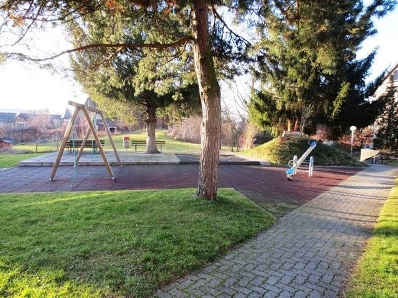 Spielplatz_F.JPG