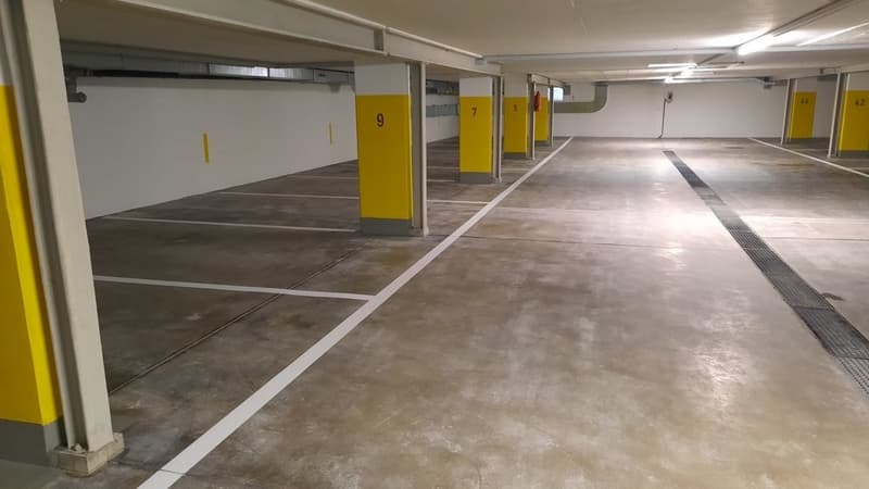 Einstellhallenplatz am Wegmühlegässli (4)