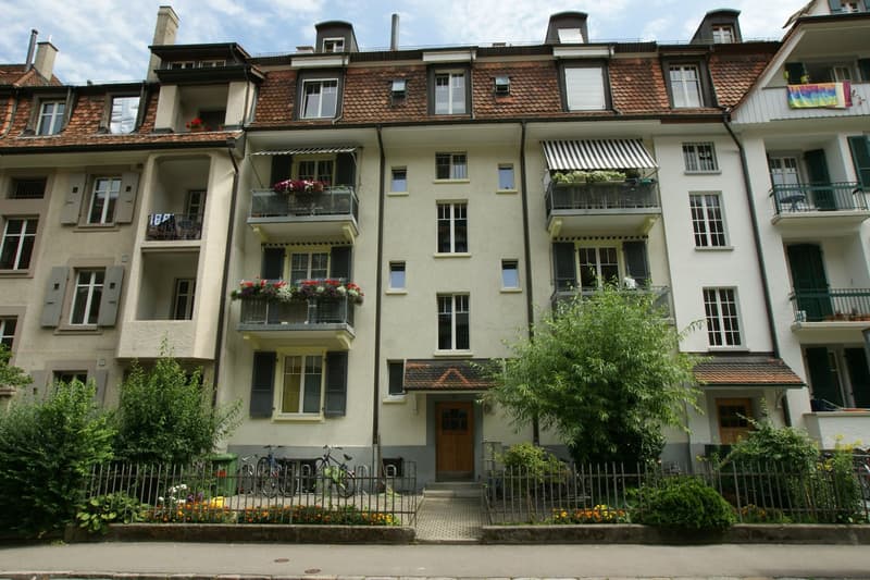 Charming 2.5-room apartment with balcony in the Breitenrain quarter, Bern (1)