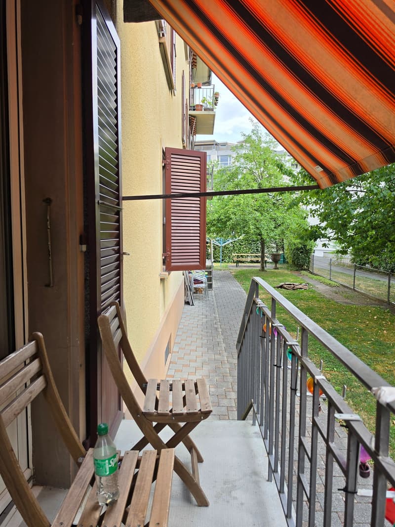 Appartement charmant 3 pièces avec balcon à Bern-Bümpliz (8)