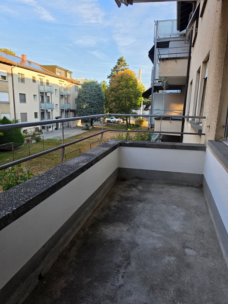 Gepflegte 2-Zimmer-Wohnung mit Balkon in Bern-Bethlehem (2)