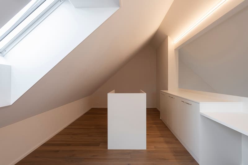 Helle 2.5-Zimmer-Dachwohnung mit Galerie beim Eigerplatz (14)