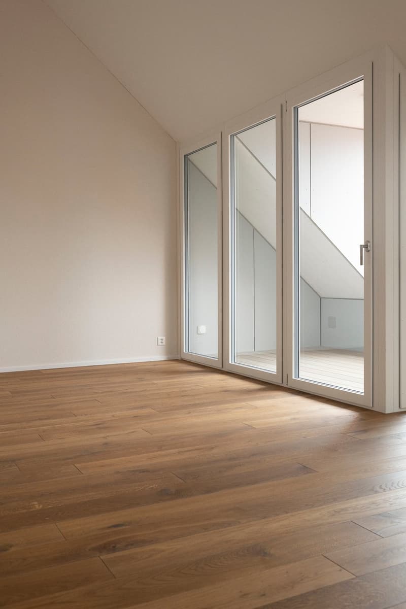 Helle 2.5-Zimmer-Dachwohnung mit Galerie beim Eigerplatz (6)