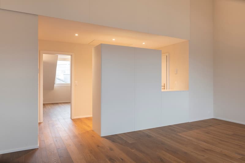 Helle 2.5-Zimmer-Dachwohnung mit Galerie beim Eigerplatz (5)