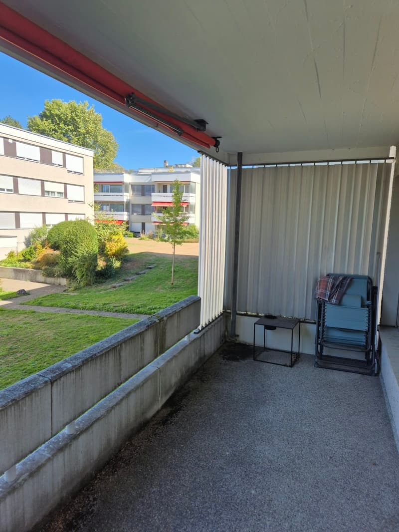 Helle 1.5-Zimmer-Wohnung mit Balkon an der Breichtenstrasse 11 in 3074 Muri b. Bern (2)