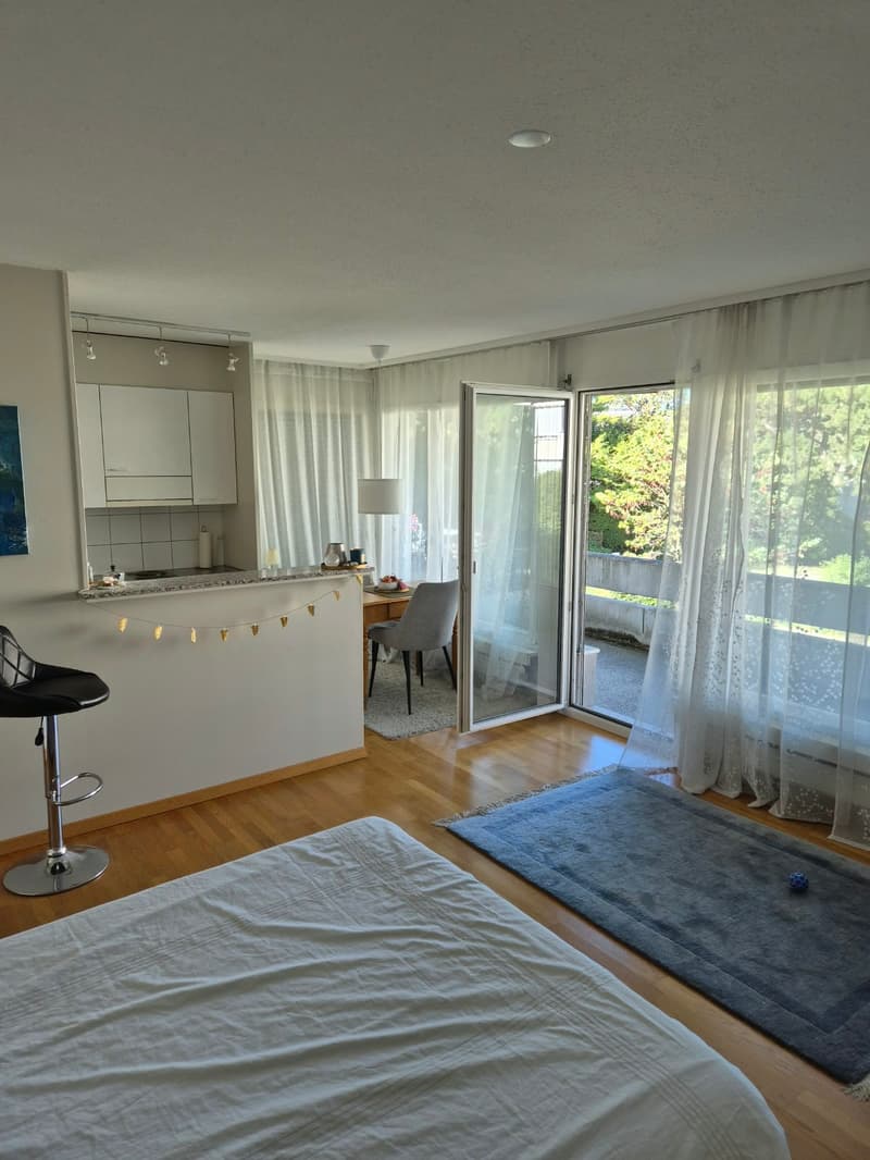 Helle 1.5-Zimmer-Wohnung mit Balkon an der Breichtenstrasse 11 in 3074 Muri b. Bern (3)